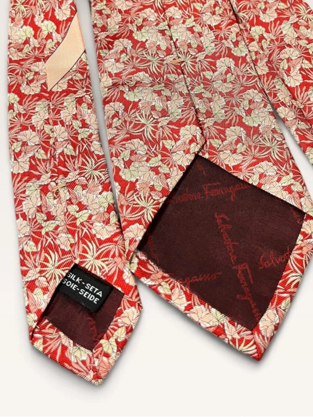 Salvatore Ferragamo Red Floral Silk Tie with Cream Accents